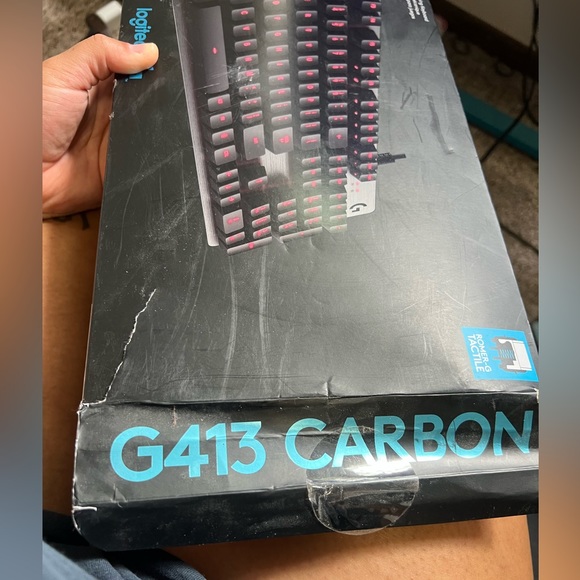 Logitech Carbon Gaming Keyboard - Picture 4 of 5